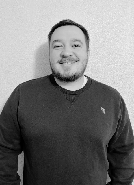 Joshua Knop color photo