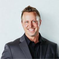 GQR and Uniti Med Logo