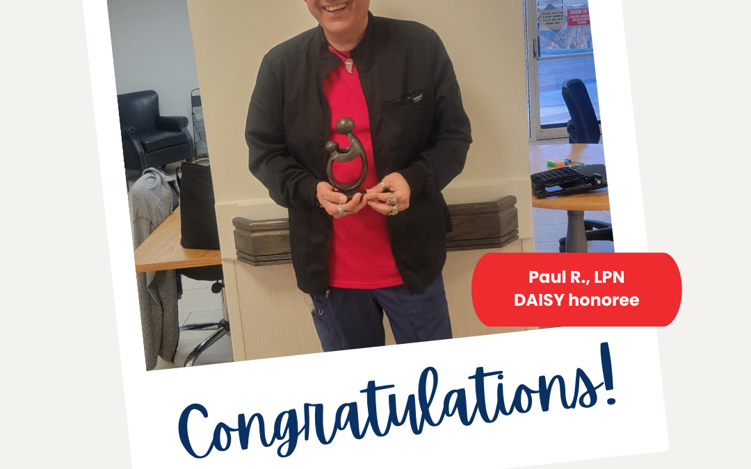 Uniti Med Honors Nurse with Daisy Award 